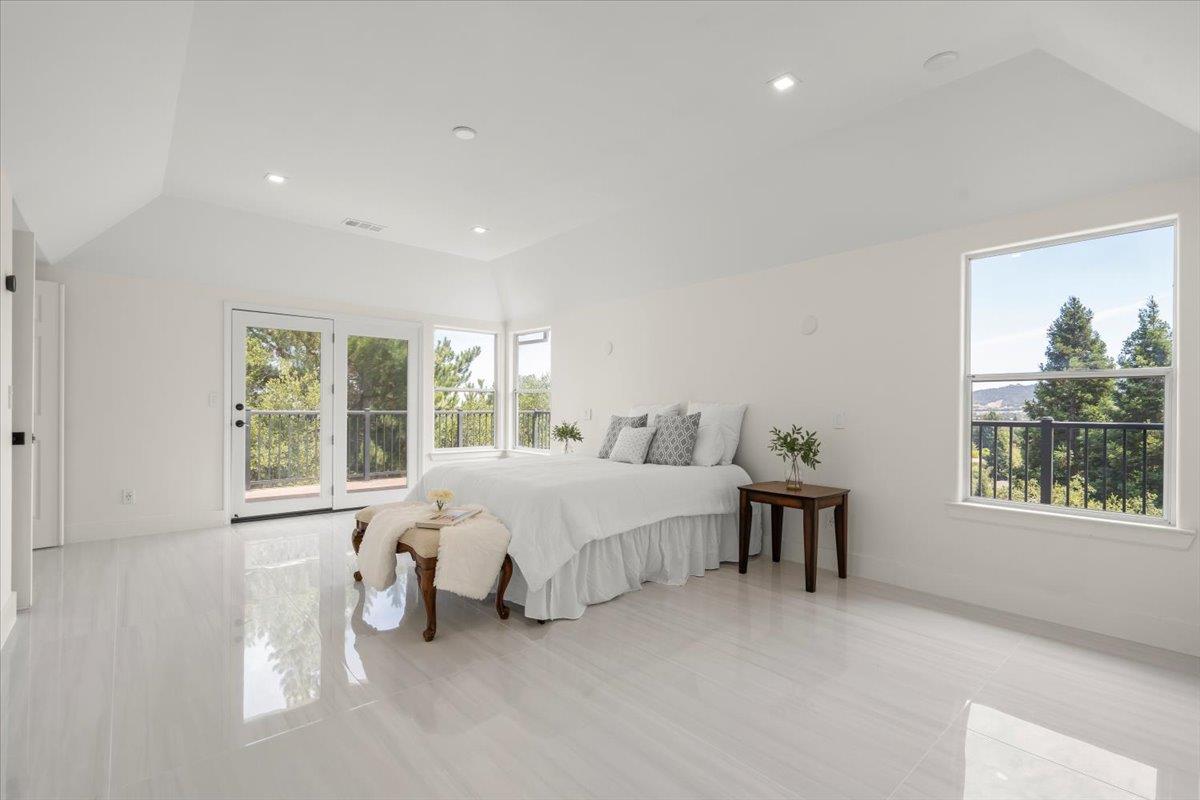 Detail Gallery Image 41 of 146 For 1501 Welburn Ave, Gilroy,  CA 95020 - 5 Beds | 3/1 Baths