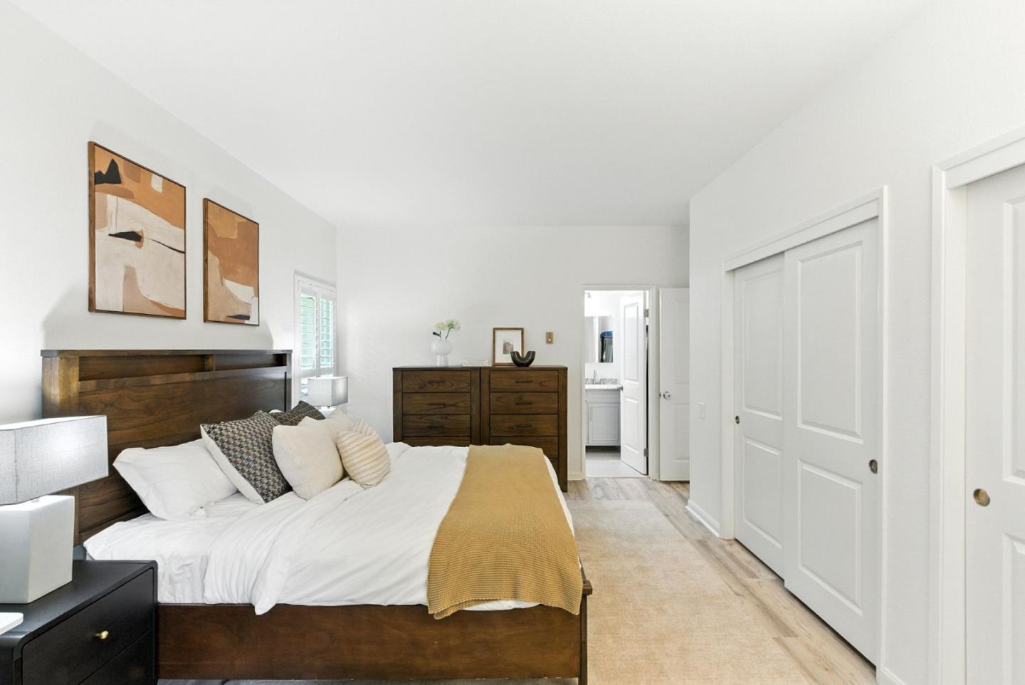 Detail Gallery Image 20 of 44 For 914 Shoreline Dr, San Mateo,  CA 94404 - 2 Beds | 2 Baths