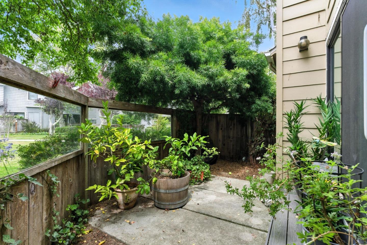 Detail Gallery Image 22 of 44 For 914 Shoreline Dr, San Mateo,  CA 94404 - 2 Beds | 2 Baths