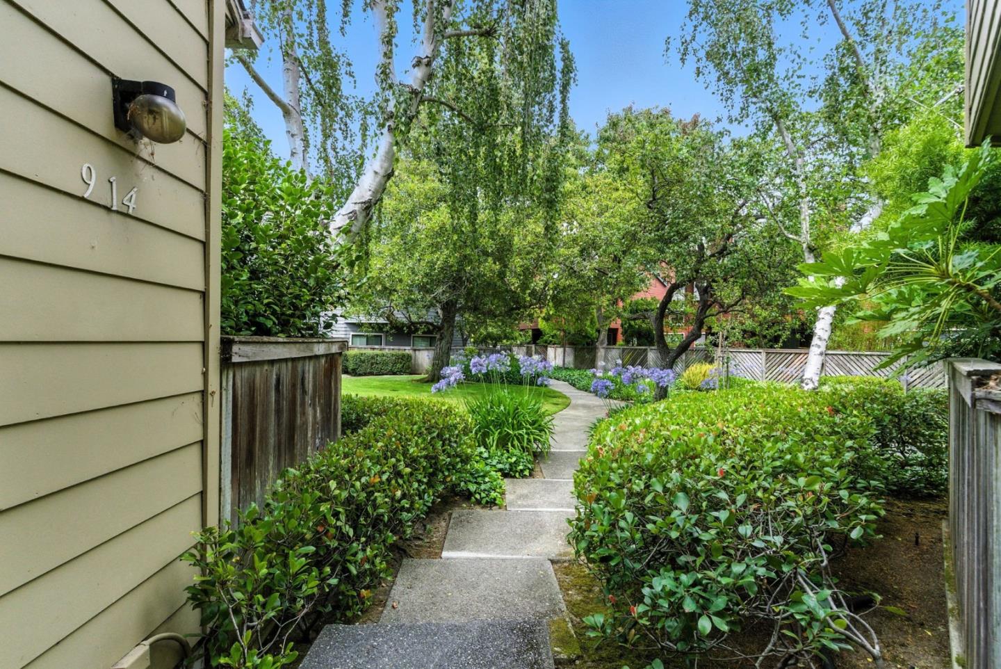 Detail Gallery Image 27 of 44 For 914 Shoreline Dr, San Mateo,  CA 94404 - 2 Beds | 2 Baths