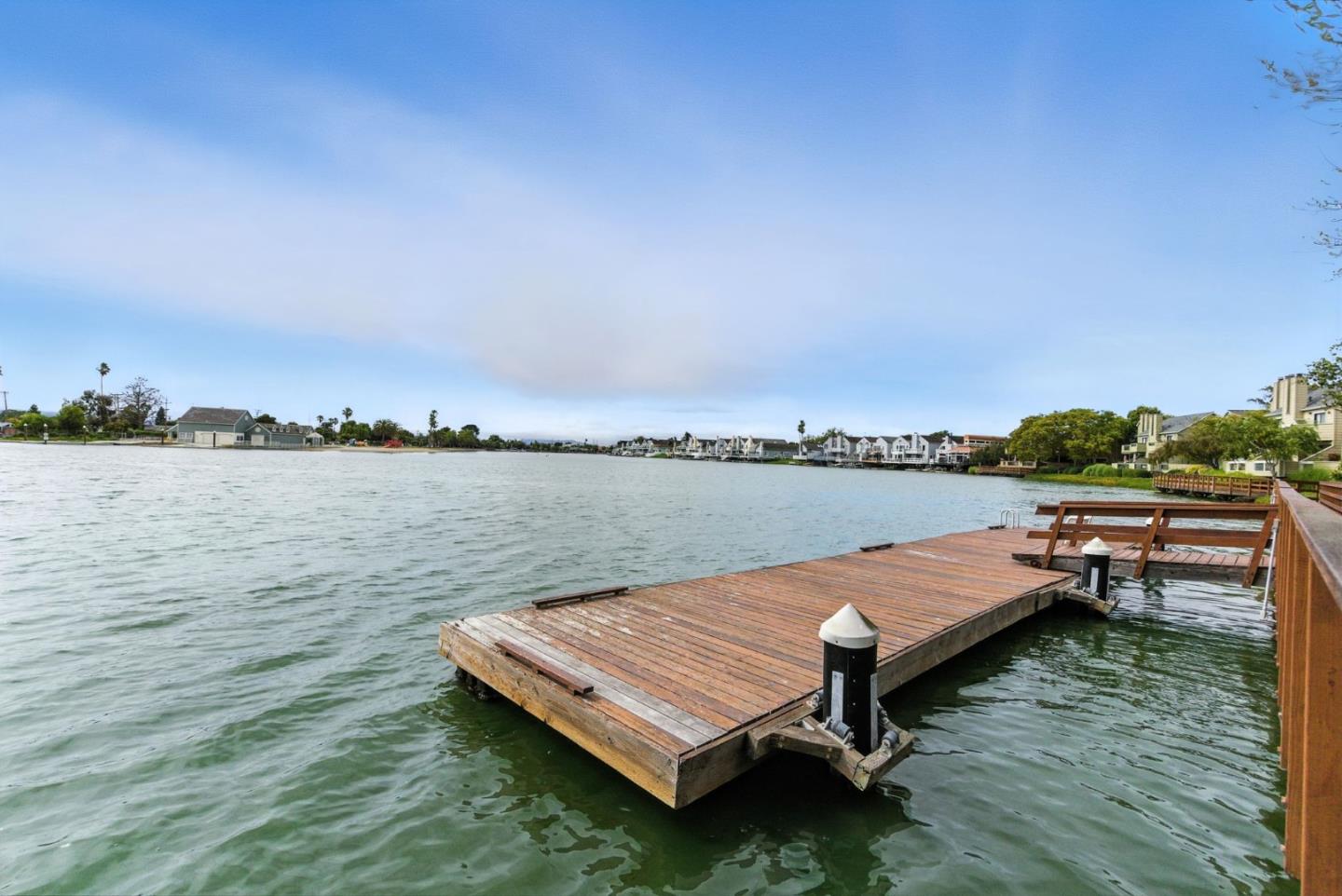 Detail Gallery Image 31 of 44 For 914 Shoreline Dr, San Mateo,  CA 94404 - 2 Beds | 2 Baths