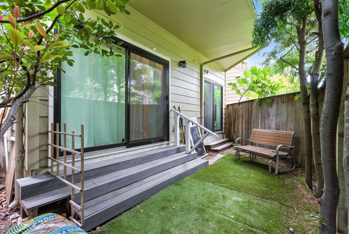 Detail Gallery Image 32 of 44 For 914 Shoreline Dr, San Mateo,  CA 94404 - 2 Beds | 2 Baths