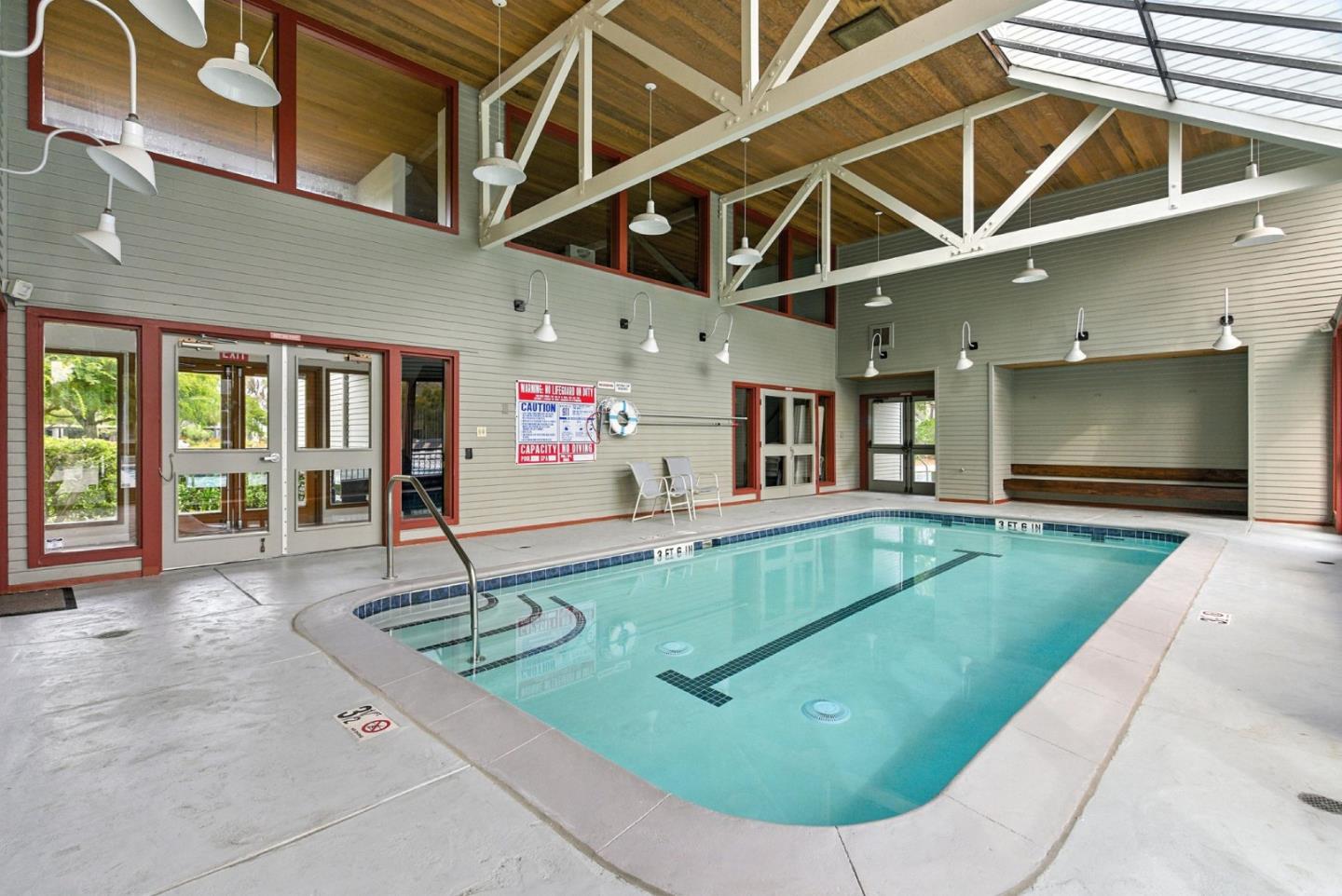 Detail Gallery Image 36 of 44 For 914 Shoreline Dr, San Mateo,  CA 94404 - 2 Beds | 2 Baths