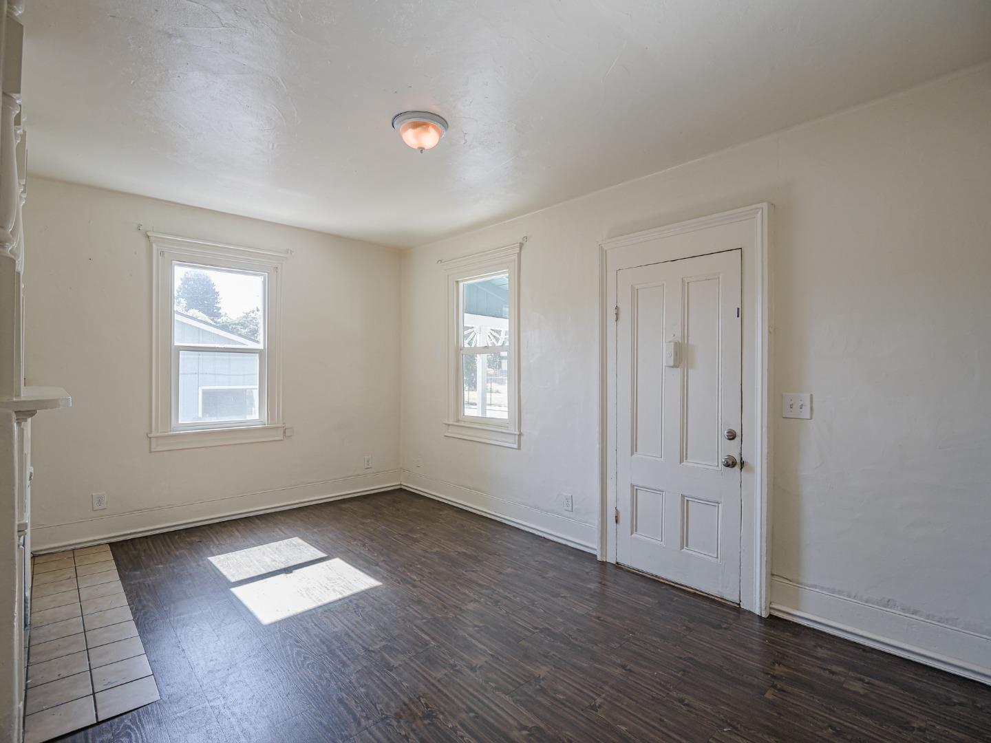 Detail Gallery Image 15 of 72 For 807 Laurel St, Santa Cruz,  CA 95060 - 4 Beds | 2 Baths