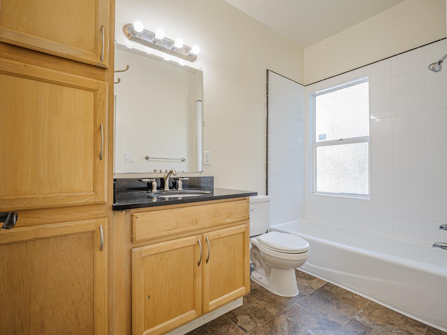 Detail Gallery Image 26 of 72 For 807 Laurel St, Santa Cruz,  CA 95060 - 4 Beds | 2 Baths
