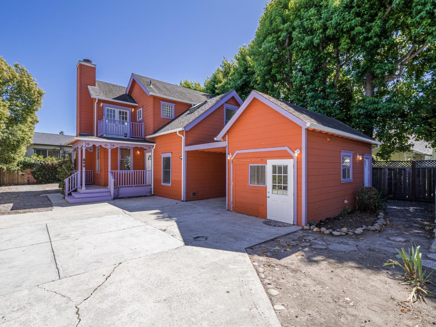 Detail Gallery Image 39 of 72 For 807 Laurel St, Santa Cruz,  CA 95060 - 4 Beds | 2 Baths