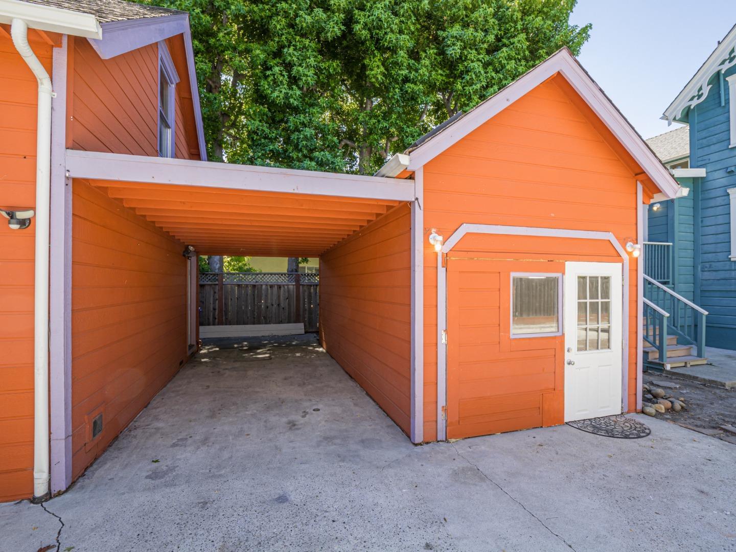 Detail Gallery Image 45 of 72 For 807 Laurel St, Santa Cruz,  CA 95060 - 4 Beds | 2 Baths