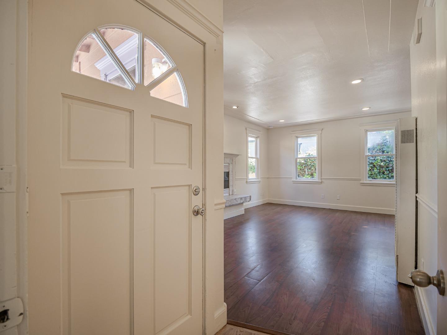 Detail Gallery Image 46 of 72 For 807 Laurel St, Santa Cruz,  CA 95060 - 4 Beds | 2 Baths
