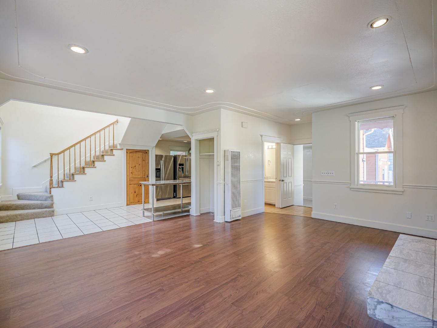 Detail Gallery Image 50 of 72 For 807 Laurel St, Santa Cruz,  CA 95060 - 4 Beds | 2 Baths