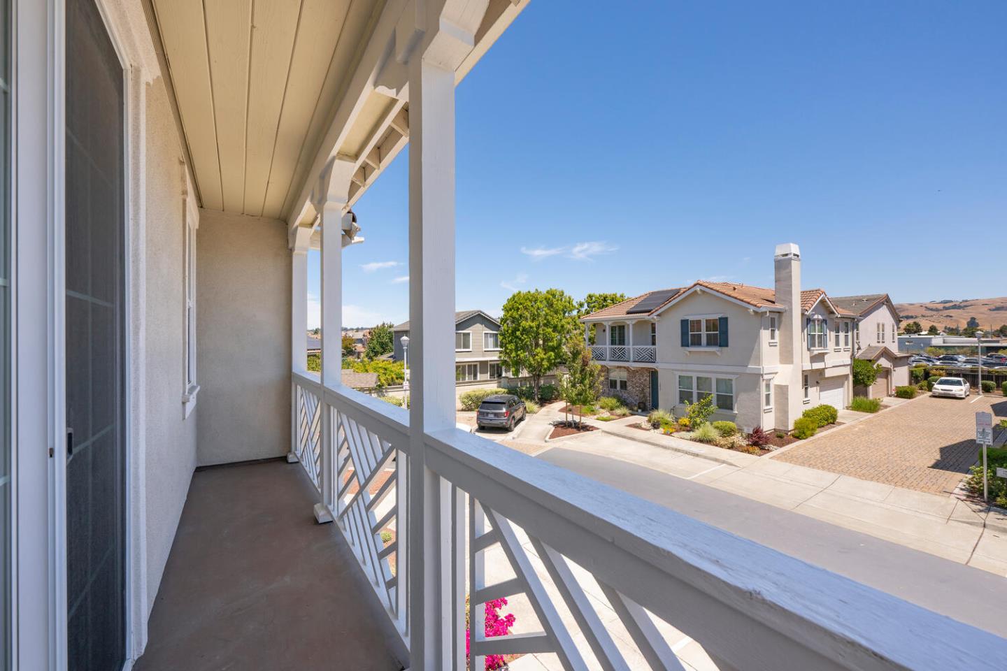 Detail Gallery Image 15 of 30 For 1614 Welford Cir, Hayward,  CA 94544 - 4 Beds | 2/1 Baths