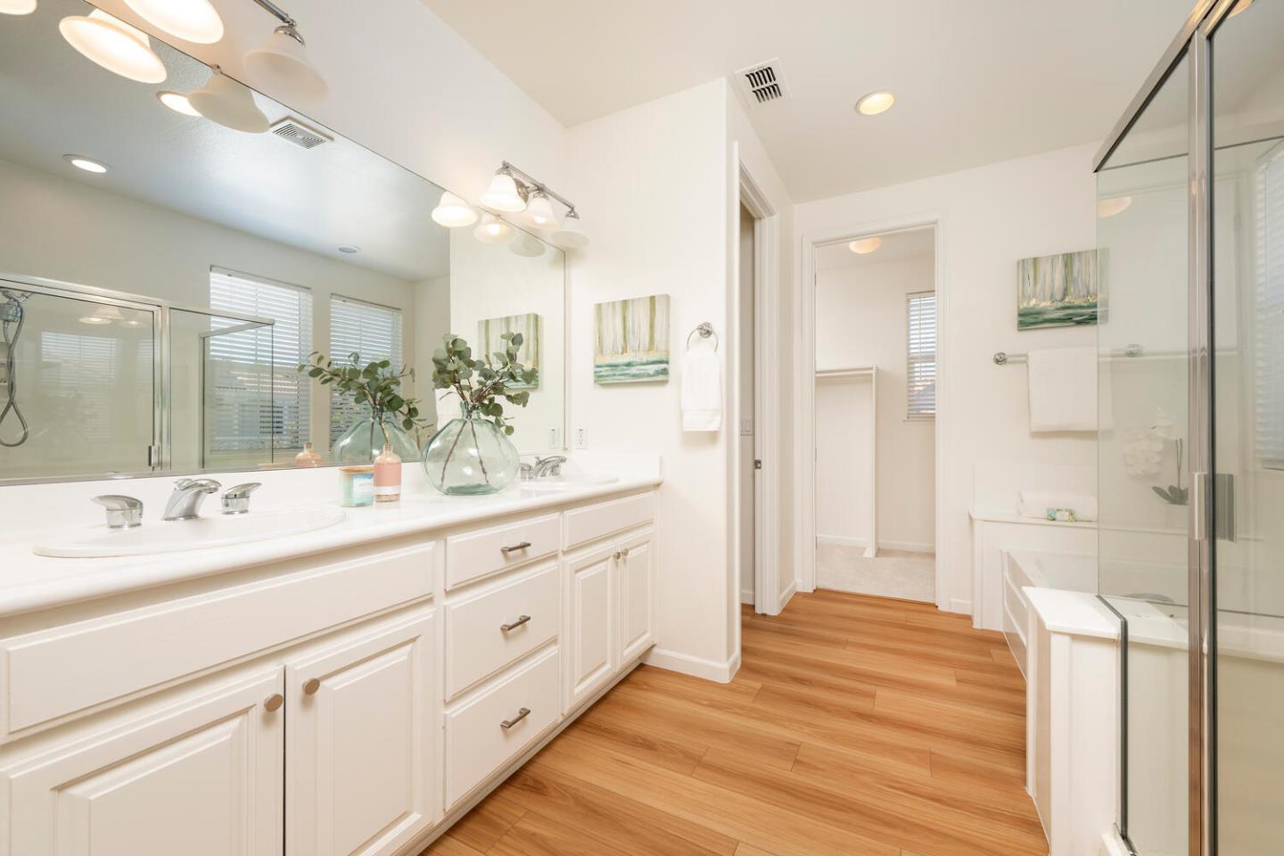Detail Gallery Image 18 of 30 For 1614 Welford Cir, Hayward,  CA 94544 - 4 Beds | 2/1 Baths