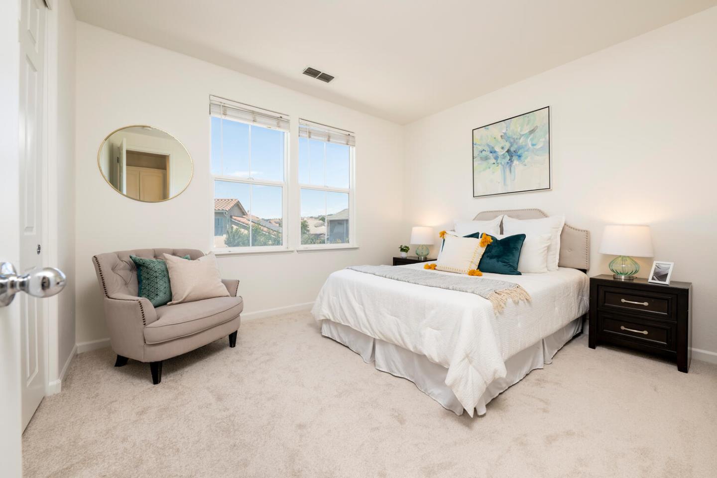 Detail Gallery Image 21 of 30 For 1614 Welford Cir, Hayward,  CA 94544 - 4 Beds | 2/1 Baths