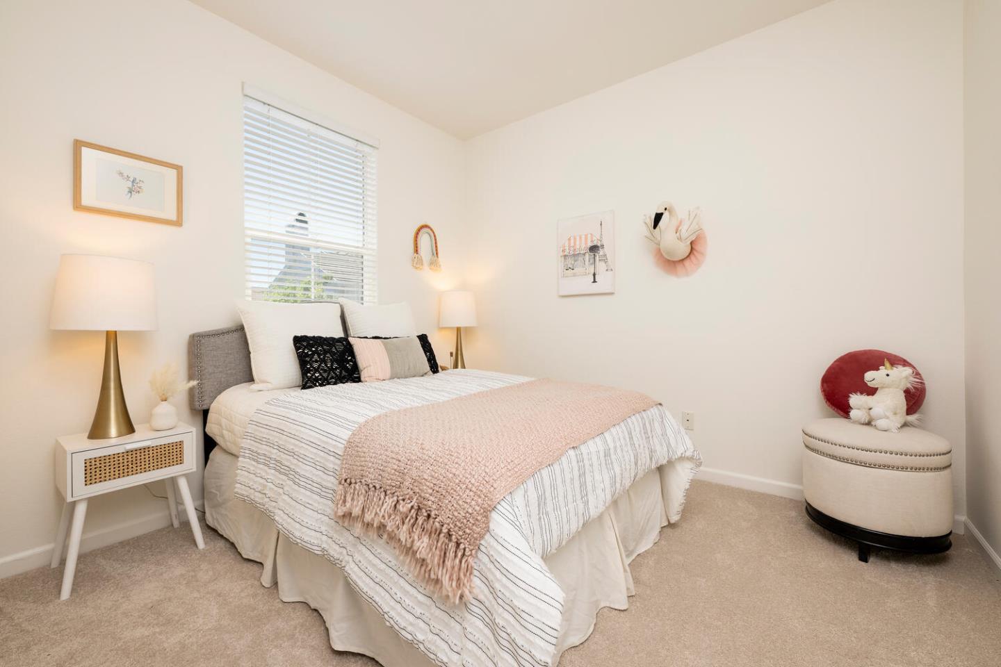 Detail Gallery Image 22 of 30 For 1614 Welford Cir, Hayward,  CA 94544 - 4 Beds | 2/1 Baths