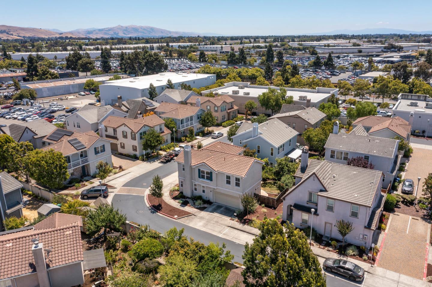 Detail Gallery Image 27 of 30 For 1614 Welford Cir, Hayward,  CA 94544 - 4 Beds | 2/1 Baths