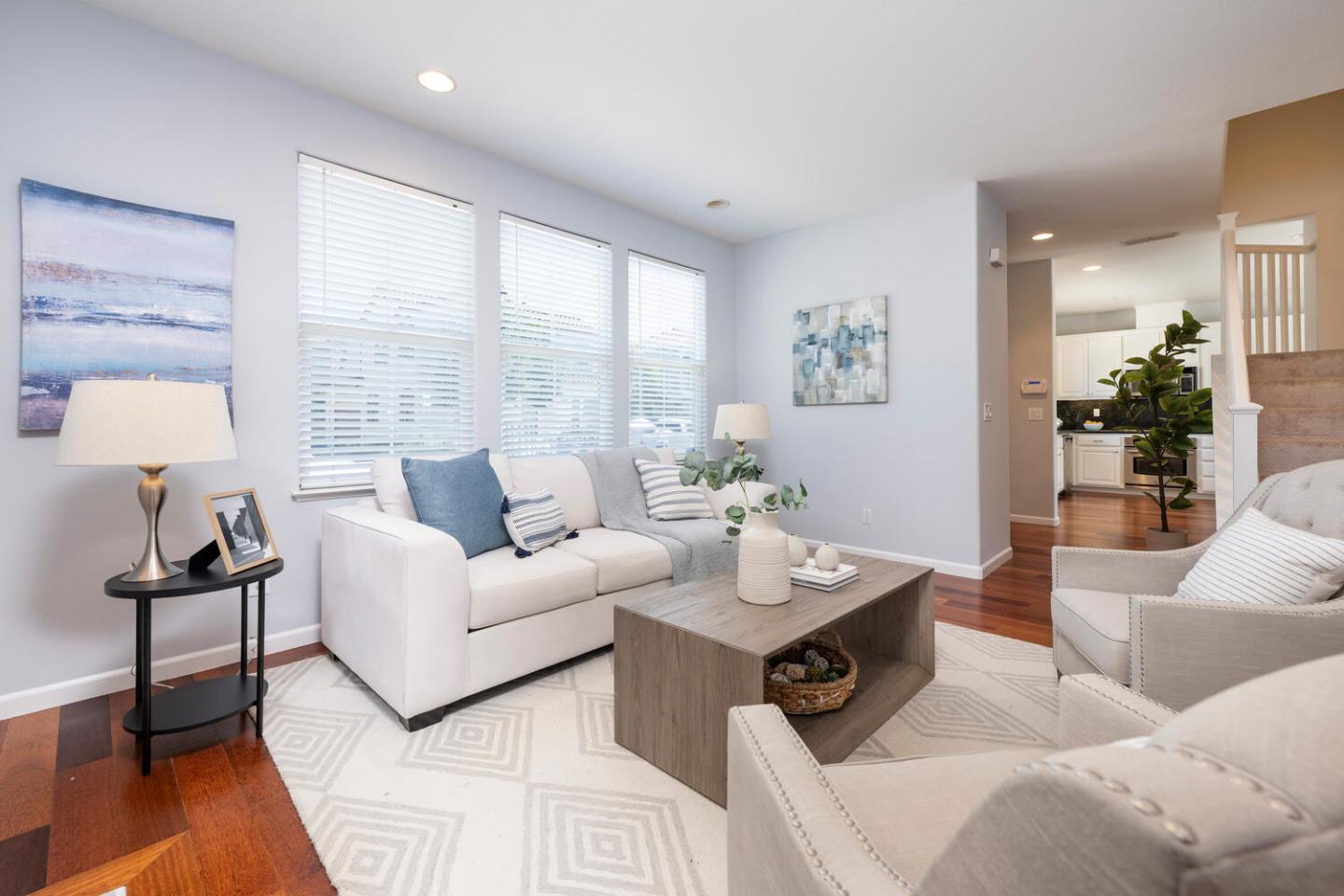Detail Gallery Image 7 of 30 For 1614 Welford Cir, Hayward,  CA 94544 - 4 Beds | 2/1 Baths