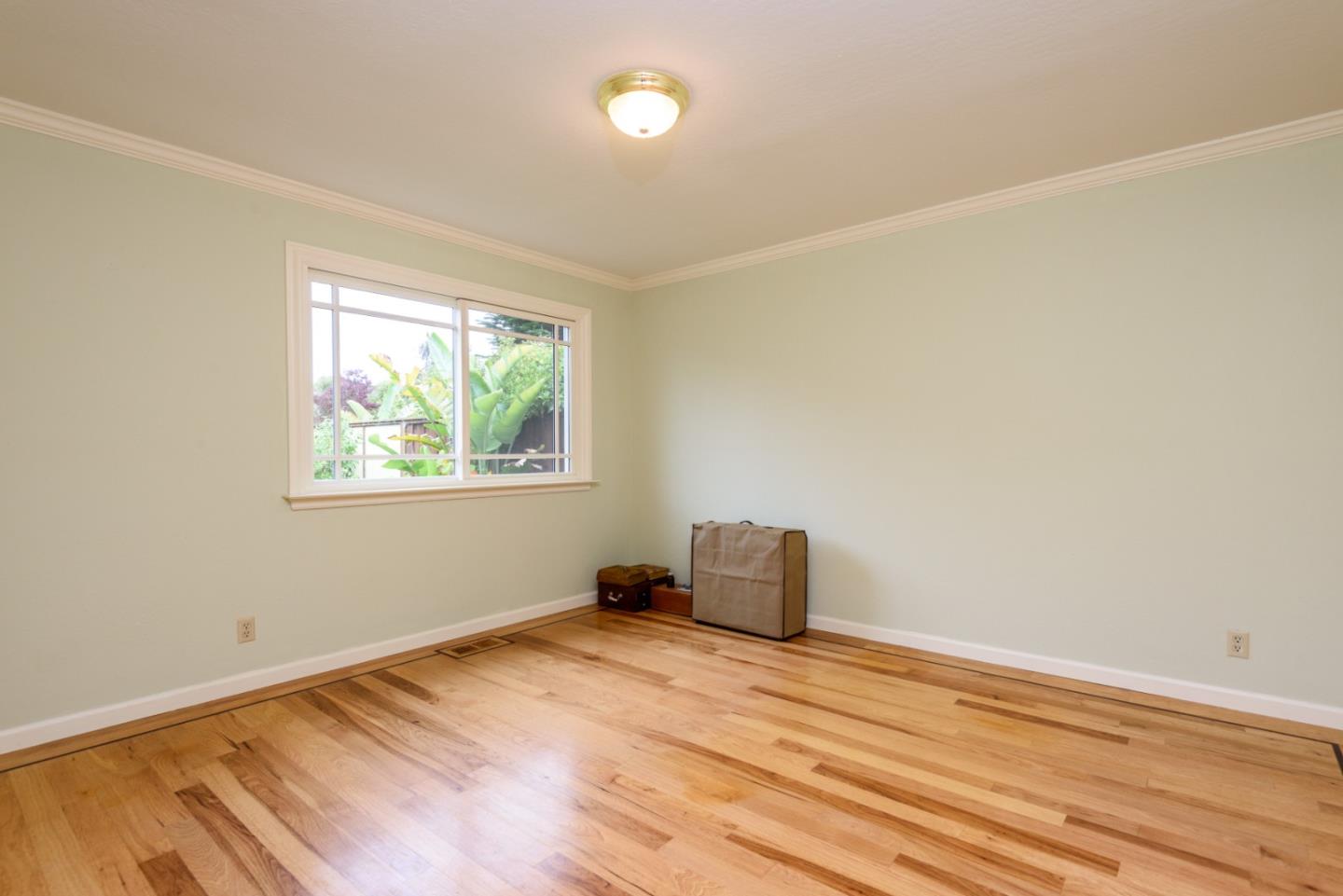 Detail Gallery Image 23 of 26 For 607 Alsace Lorraine Ave, Half Moon Bay,  CA 94019 - 3 Beds | 2 Baths