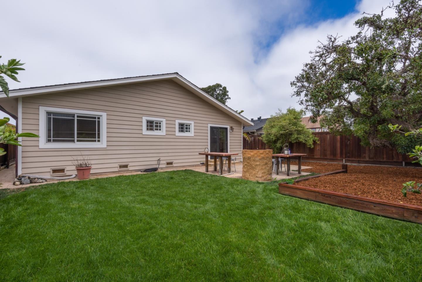 Detail Gallery Image 26 of 26 For 607 Alsace Lorraine Ave, Half Moon Bay,  CA 94019 - 3 Beds | 2 Baths
