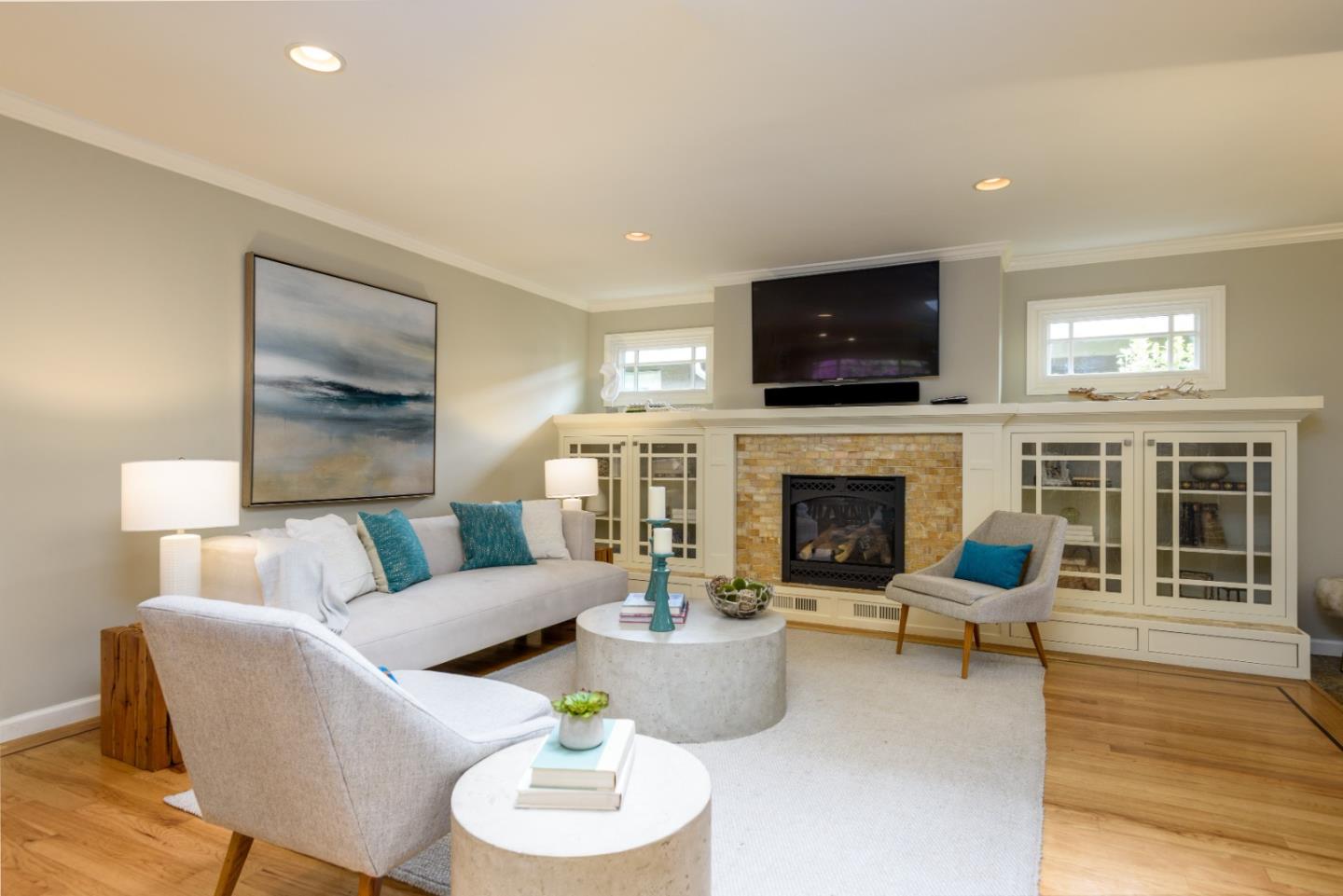 Detail Gallery Image 7 of 26 For 607 Alsace Lorraine Ave, Half Moon Bay,  CA 94019 - 3 Beds | 2 Baths