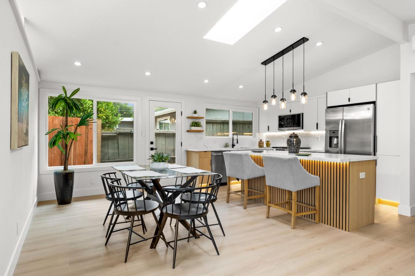 Detail Gallery Image 10 of 41 For 1674 Miami Dr, San Jose,  CA 95122 - 3 Beds | 2 Baths