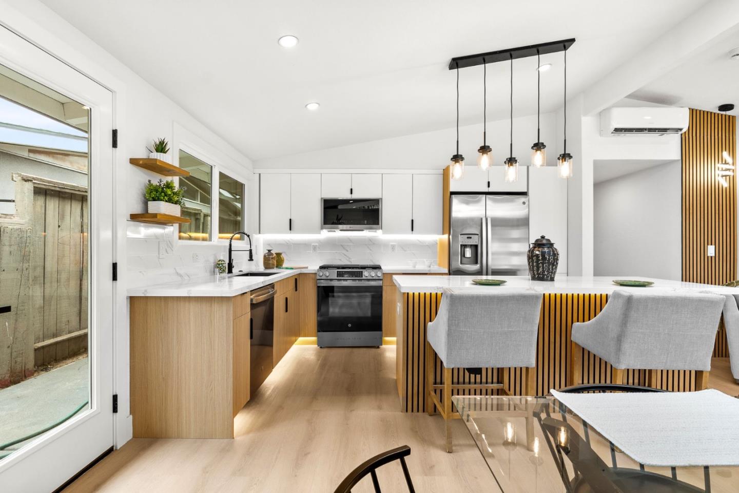 Detail Gallery Image 15 of 41 For 1674 Miami Dr, San Jose,  CA 95122 - 3 Beds | 2 Baths