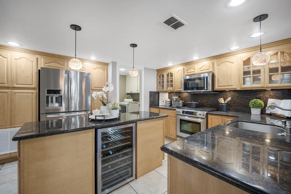Detail Gallery Image 11 of 42 For 965 Oak Park Dr, Morgan Hill,  CA 95037 - 3 Beds | 2/1 Baths