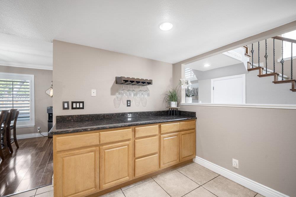 Detail Gallery Image 13 of 42 For 965 Oak Park Dr, Morgan Hill,  CA 95037 - 3 Beds | 2/1 Baths