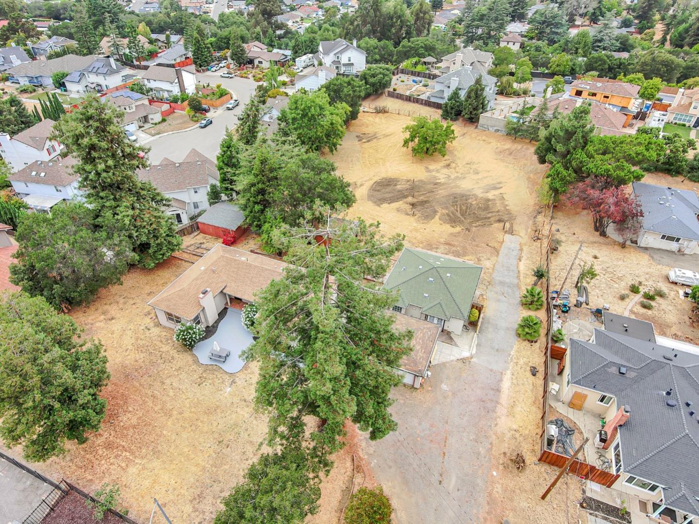 Detail Gallery Image 62 of 76 For 2468 Hidden Ln, Hayward,  CA 94541 - 5 Beds | 3 Baths