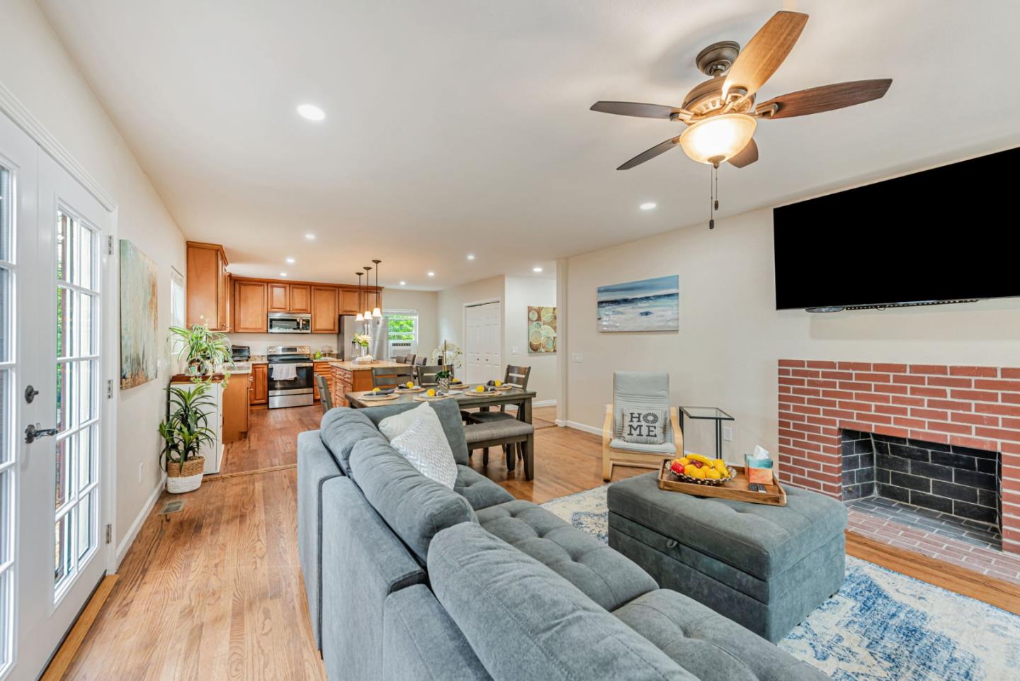 Detail Gallery Image 9 of 76 For 2468 Hidden Ln, Hayward,  CA 94541 - 5 Beds | 3 Baths