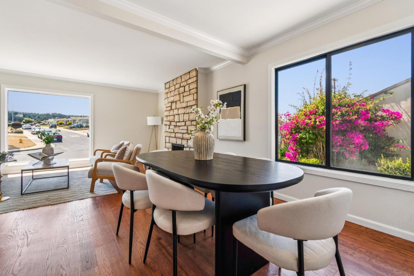 Detail Gallery Image 5 of 23 For 111 Rockwood Dr, South San Francisco,  CA 94080 - 2 Beds | 1 Baths