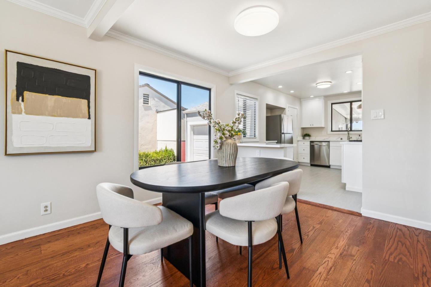 Detail Gallery Image 6 of 23 For 111 Rockwood Dr, South San Francisco,  CA 94080 - 2 Beds | 1 Baths
