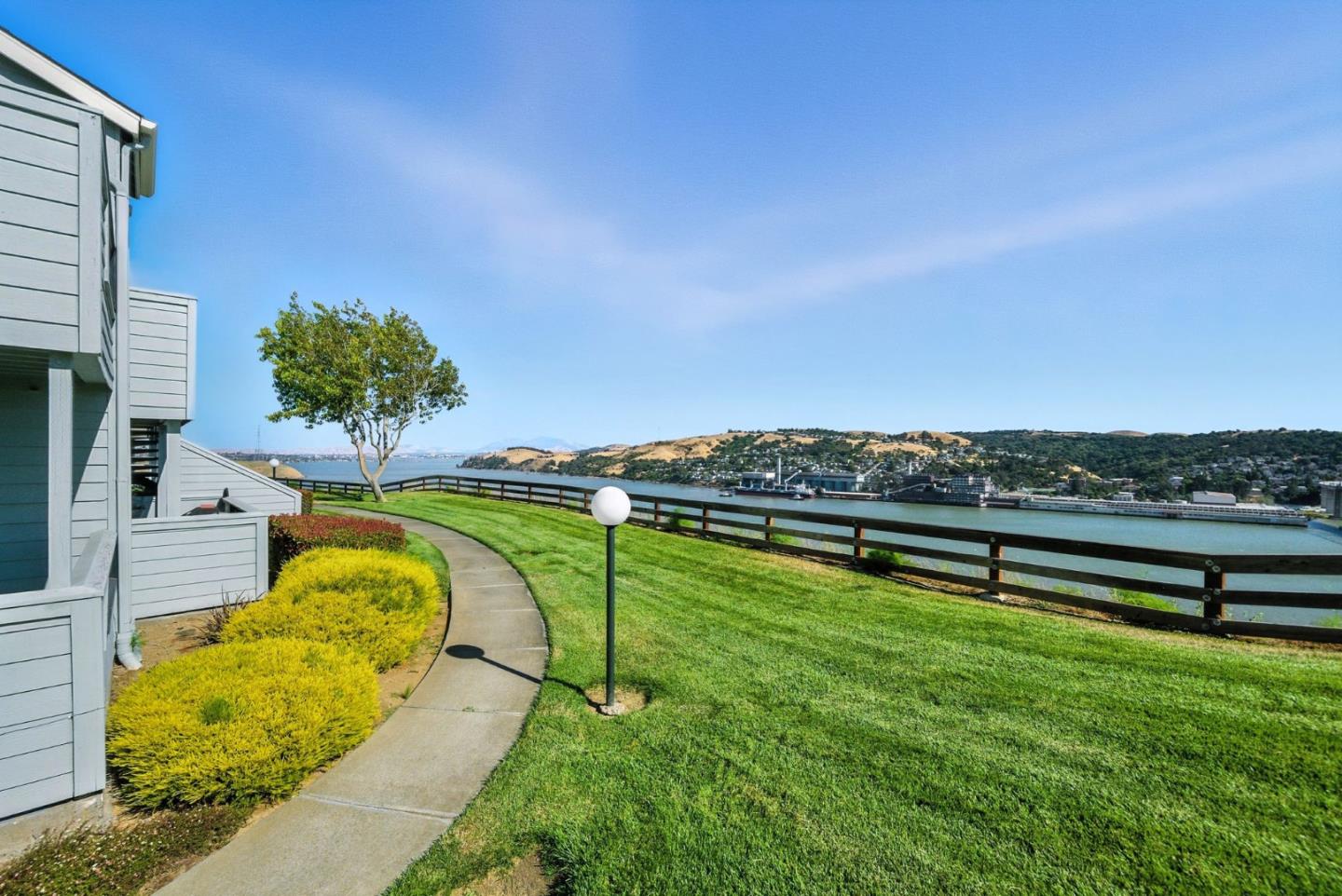Detail Gallery Image 29 of 35 For 1201 Glen Cove Pkwy #1001,  Vallejo,  CA 94591 - 2 Beds | 2 Baths