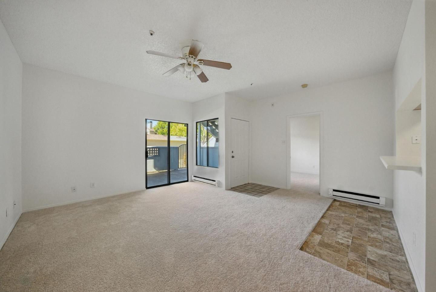 Detail Gallery Image 3 of 35 For 1201 Glen Cove Pkwy #1001,  Vallejo,  CA 94591 - 2 Beds | 2 Baths