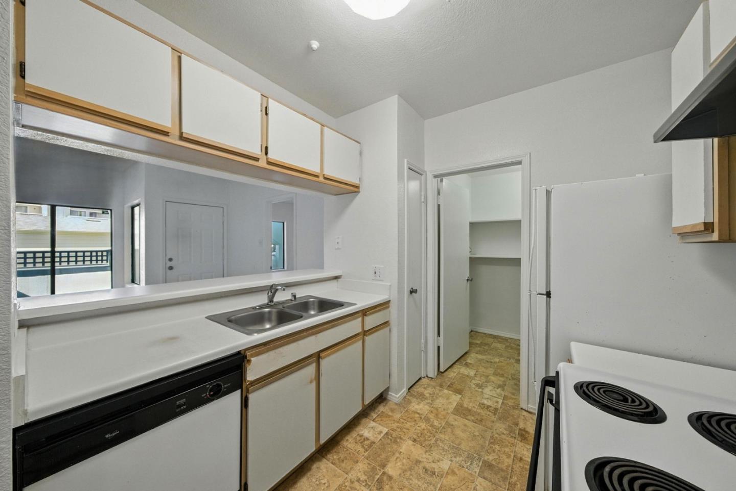 Detail Gallery Image 8 of 35 For 1201 Glen Cove Pkwy #1001,  Vallejo,  CA 94591 - 2 Beds | 2 Baths
