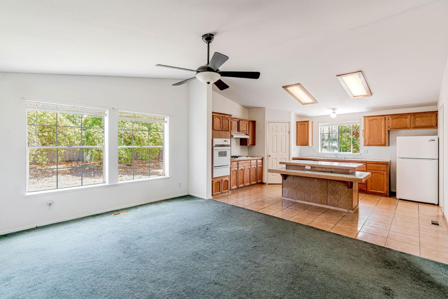 Detail Gallery Image 12 of 60 For 501 Trail Dr, Moss Landing,  CA 95039 - 3 Beds | 2 Baths