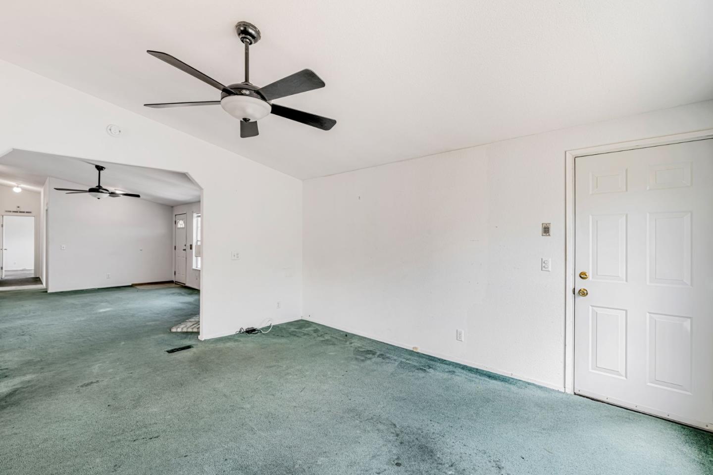 Detail Gallery Image 13 of 60 For 501 Trail Dr, Moss Landing,  CA 95039 - 3 Beds | 2 Baths