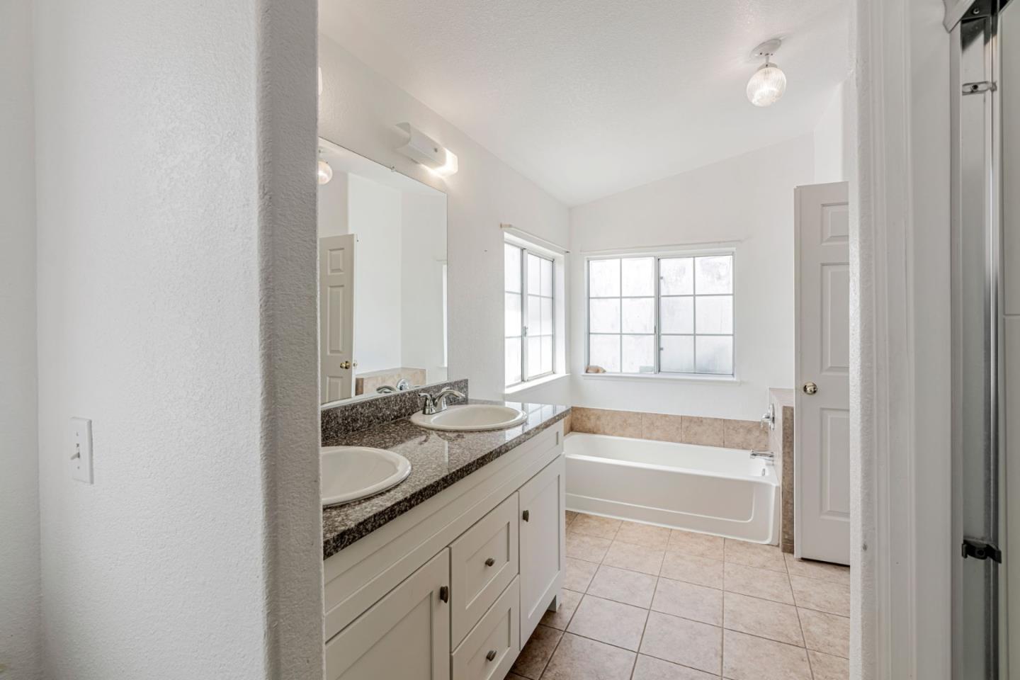 Detail Gallery Image 34 of 60 For 501 Trail Dr, Moss Landing,  CA 95039 - 3 Beds | 2 Baths