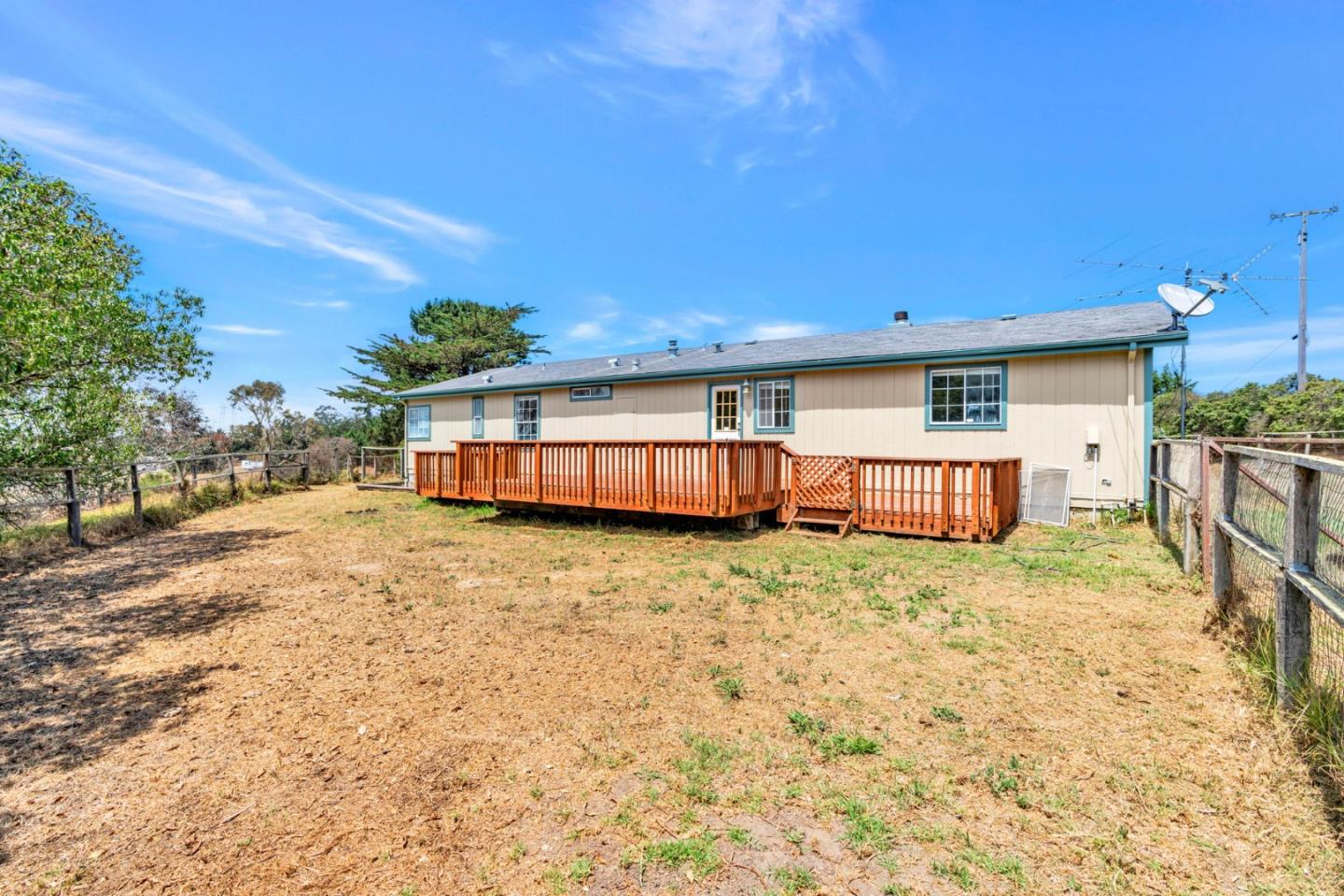 Detail Gallery Image 42 of 60 For 501 Trail Dr, Moss Landing,  CA 95039 - 3 Beds | 2 Baths