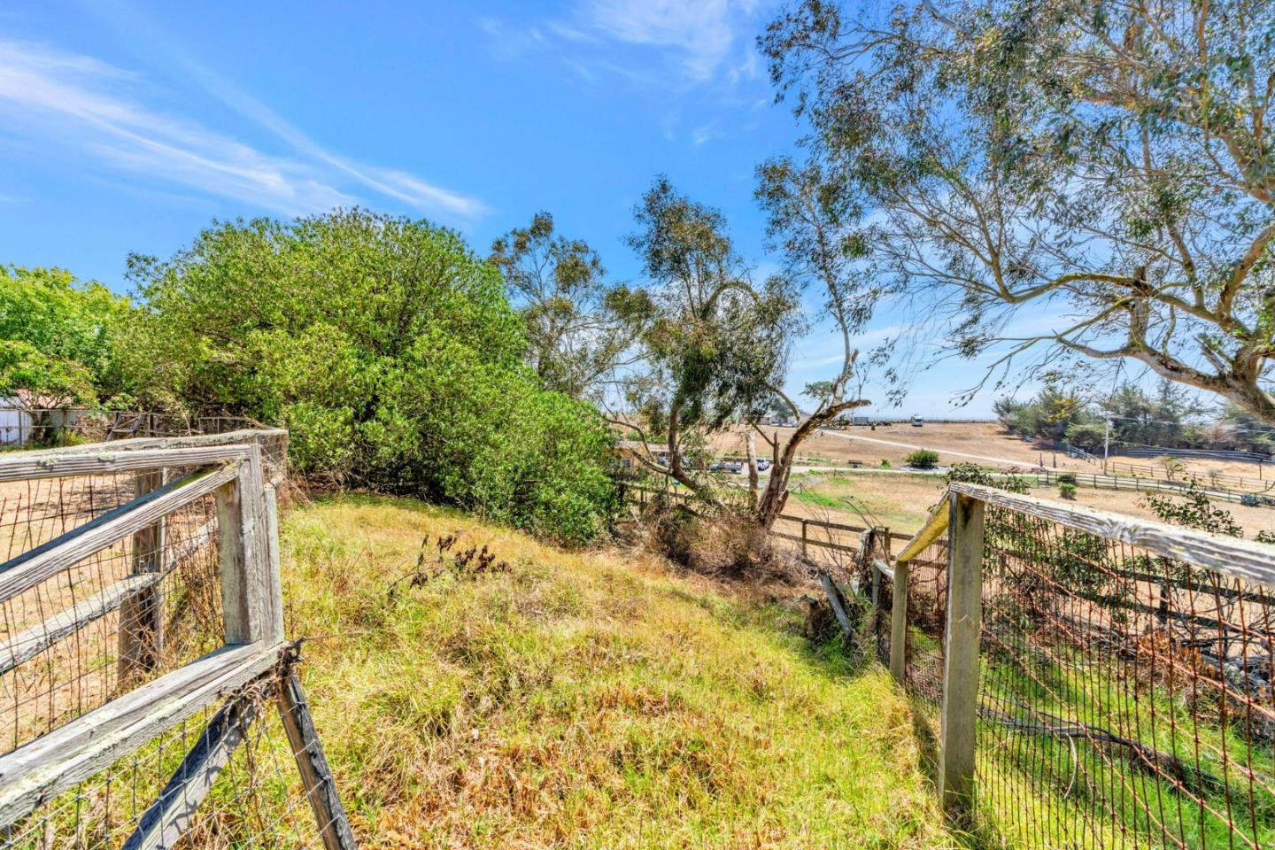 Detail Gallery Image 45 of 60 For 501 Trail Dr, Moss Landing,  CA 95039 - 3 Beds | 2 Baths