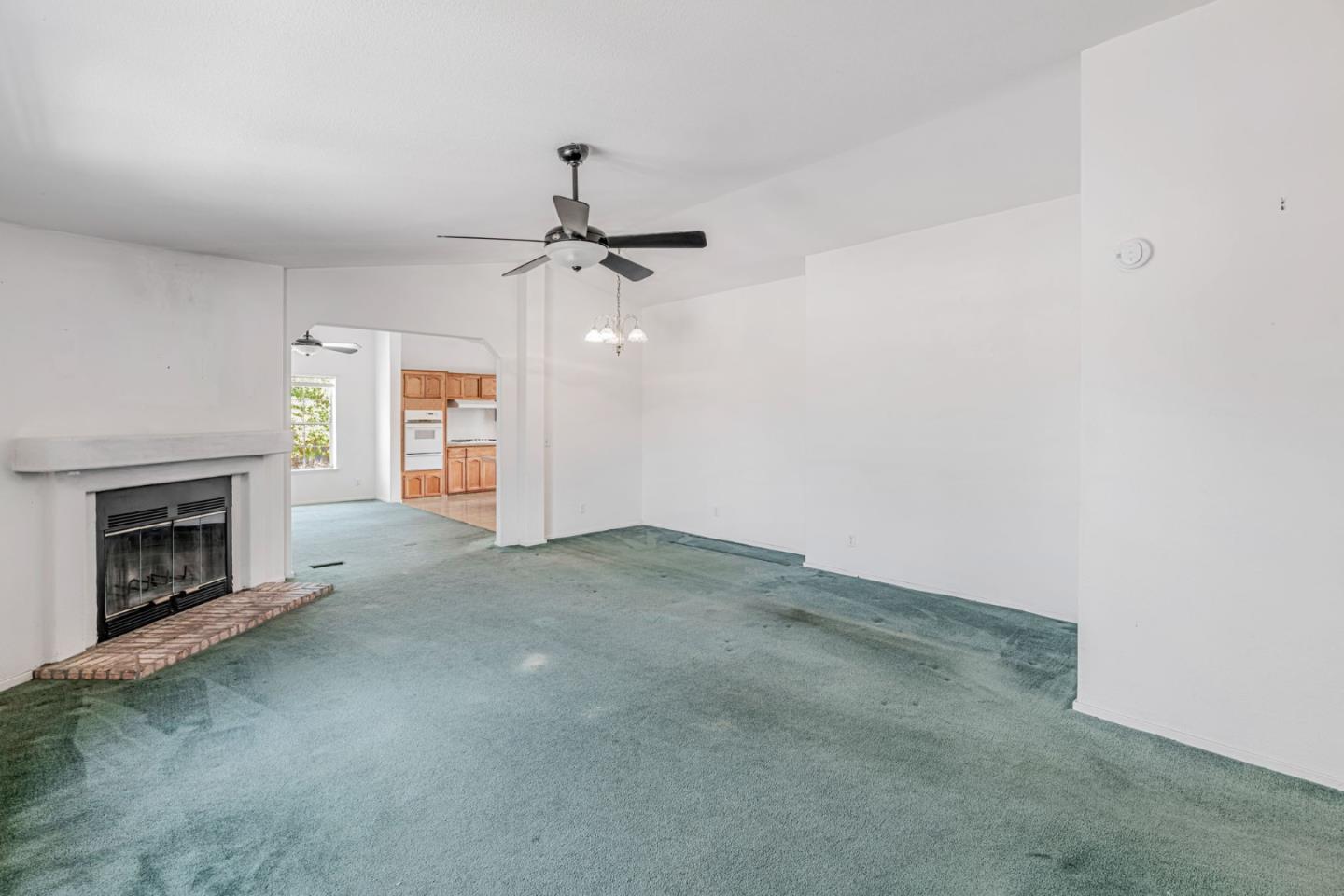 Detail Gallery Image 9 of 60 For 501 Trail Dr, Moss Landing,  CA 95039 - 3 Beds | 2 Baths