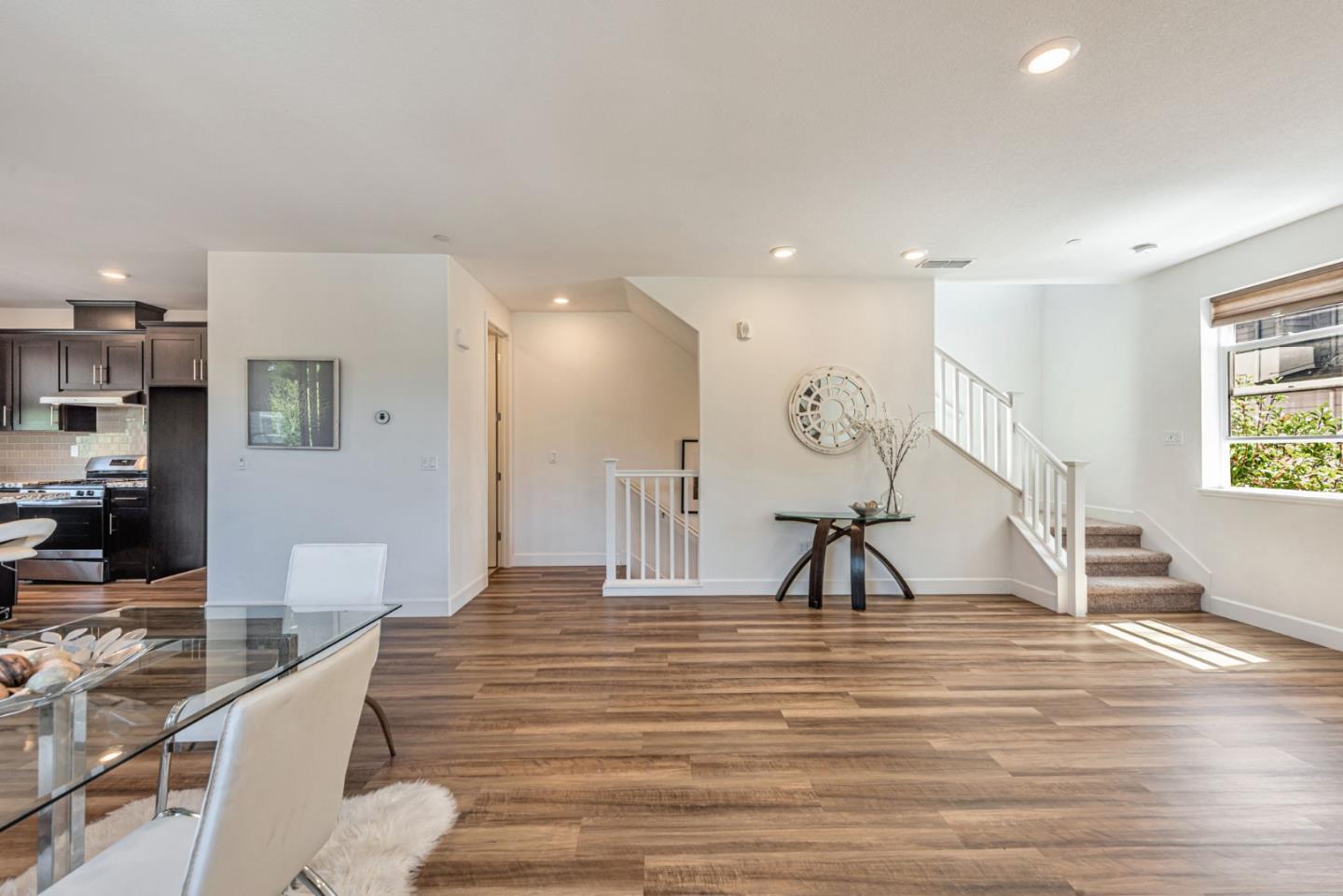 Detail Gallery Image 10 of 53 For 96 Zenith Cmn, Fremont,  CA 94539 - 4 Beds | 3/1 Baths