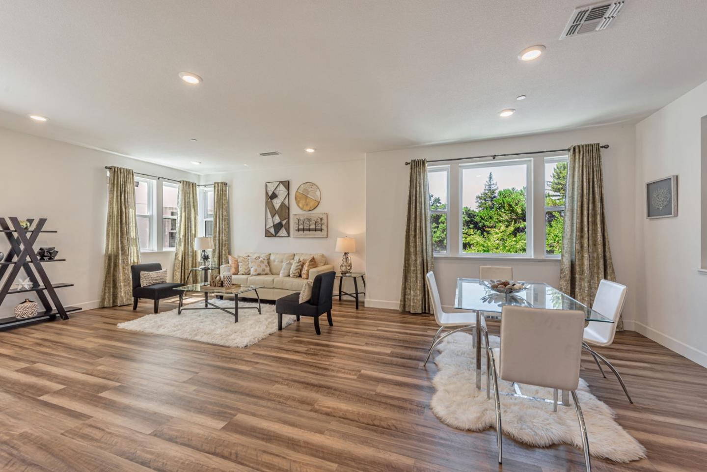 Detail Gallery Image 18 of 53 For 96 Zenith Cmn, Fremont,  CA 94539 - 4 Beds | 3/1 Baths