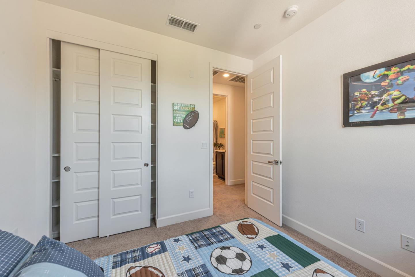 Detail Gallery Image 26 of 53 For 96 Zenith Cmn, Fremont,  CA 94539 - 4 Beds | 3/1 Baths