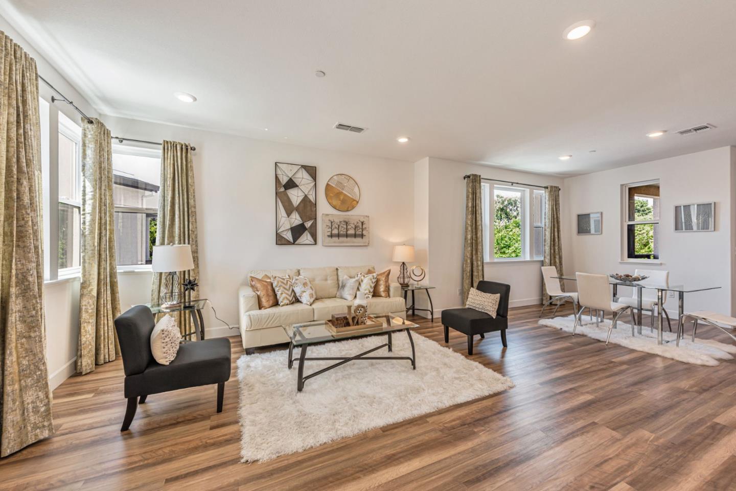Detail Gallery Image 4 of 53 For 96 Zenith Cmn, Fremont,  CA 94539 - 4 Beds | 3/1 Baths