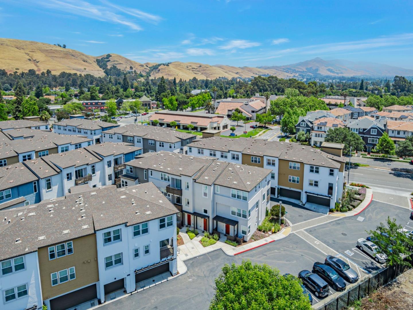 Detail Gallery Image 49 of 53 For 96 Zenith Cmn, Fremont,  CA 94539 - 4 Beds | 3/1 Baths