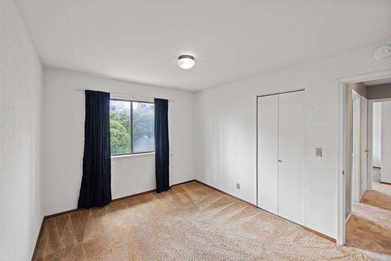 Detail Gallery Image 14 of 24 For 126 Cypress Lakes Ct, Marina,  CA 93933 - 3 Beds | 2 Baths