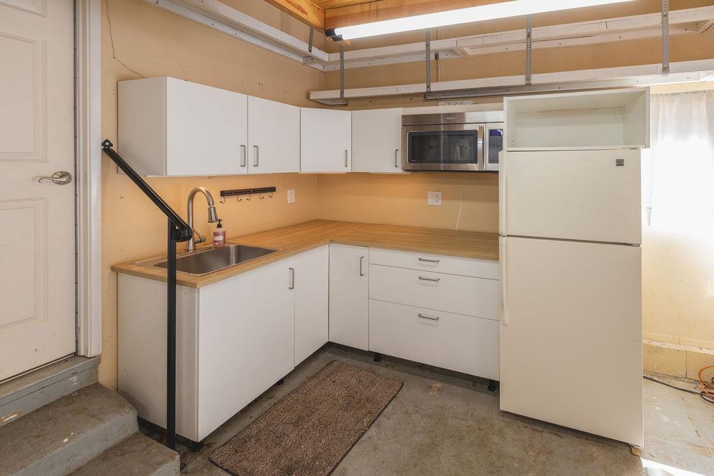 Detail Gallery Image 38 of 40 For 1207 David Ave, Pacific Grove,  CA 93950 - 4 Beds | 2/1 Baths