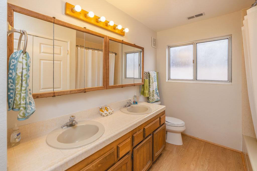 Detail Gallery Image 9 of 40 For 1207 David Ave, Pacific Grove,  CA 93950 - 4 Beds | 2/1 Baths