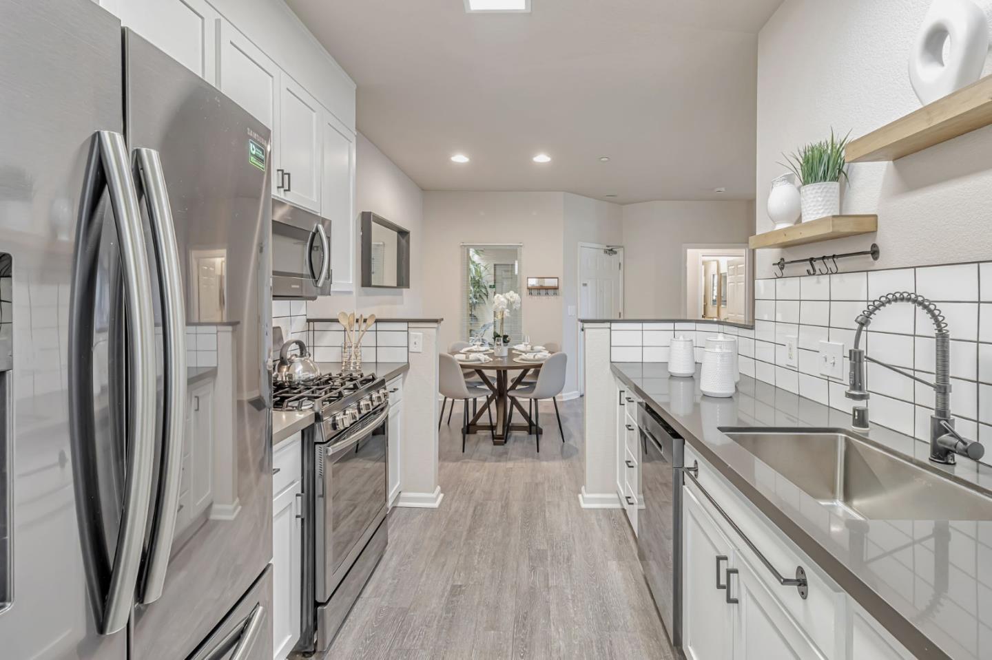 Detail Gallery Image 10 of 30 For 2177 Alum Rock Ave #217,  San Jose,  CA 95116 - 2 Beds | 2 Baths