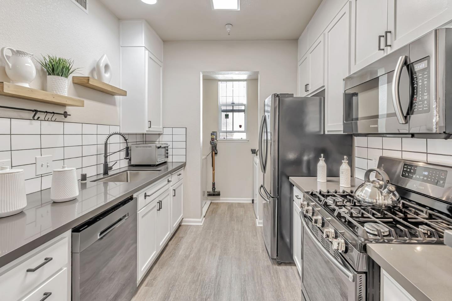 Detail Gallery Image 9 of 30 For 2177 Alum Rock Ave #217,  San Jose,  CA 95116 - 2 Beds | 2 Baths