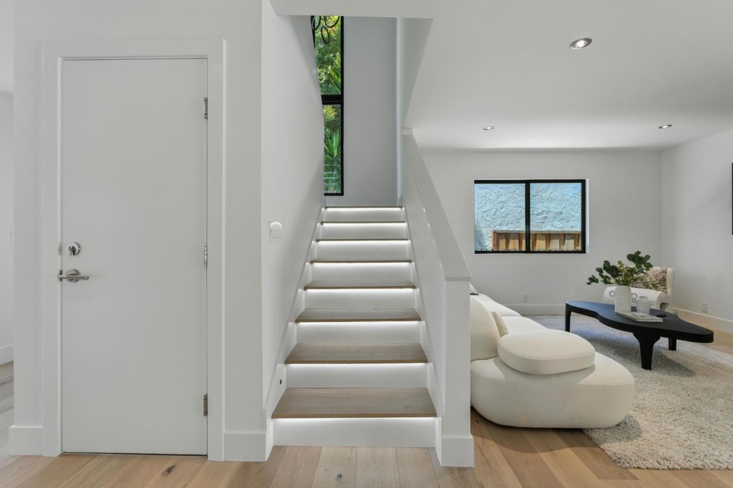 Detail Gallery Image 23 of 49 For 324 Clifton Ave, San Carlos,  CA 94070 - 5 Beds | 3/1 Baths
